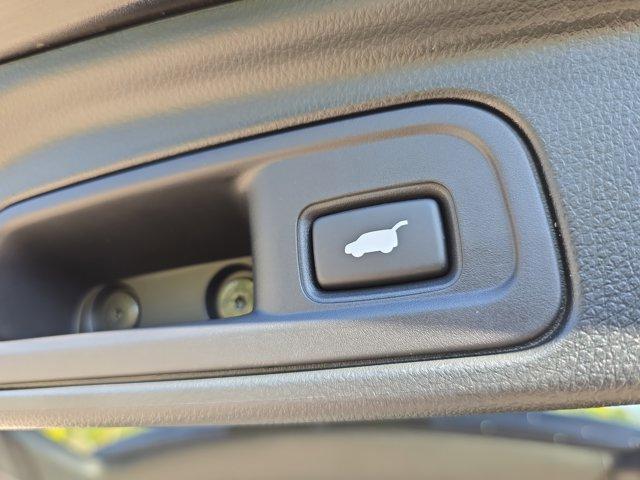 used 2022 Honda Pilot car, priced at $34,700