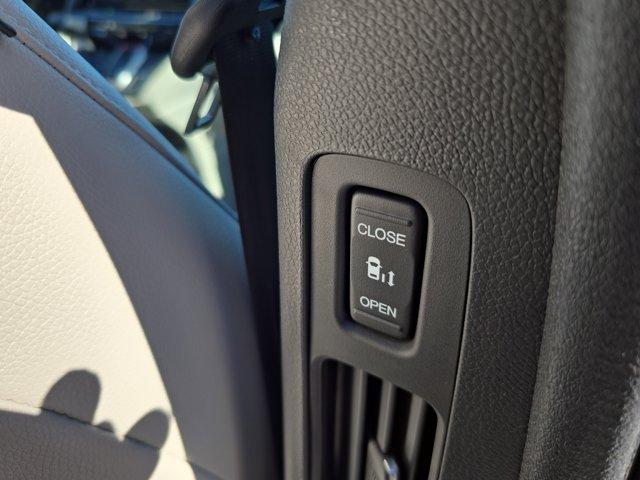 new 2026 Honda Odyssey car, priced at $43,685