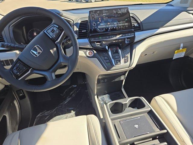 new 2026 Honda Odyssey car, priced at $43,685