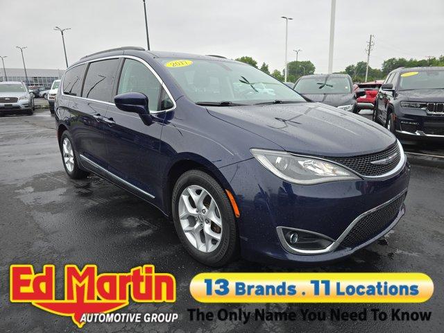 used 2017 Chrysler Pacifica car, priced at $9,898
