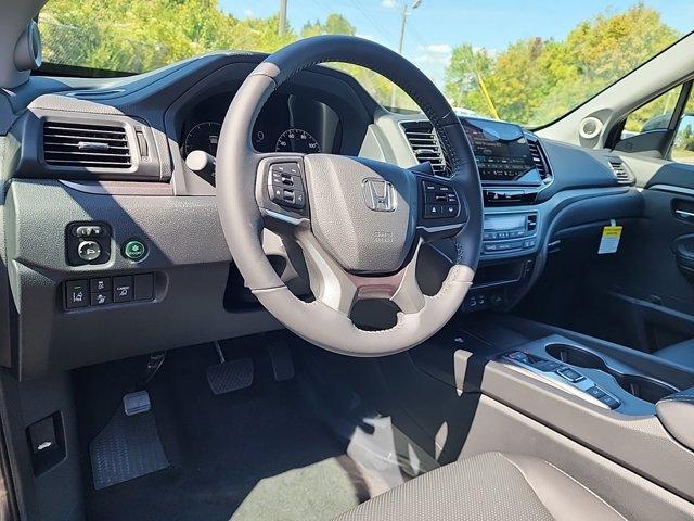 new 2025 Honda Ridgeline car, priced at $43,274