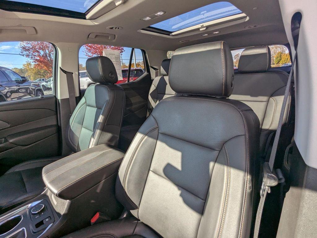 used 2019 Chevrolet Traverse car, priced at $19,422