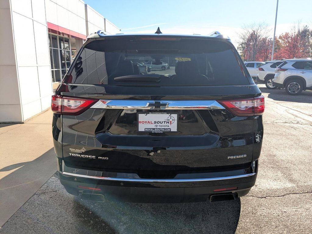 used 2019 Chevrolet Traverse car, priced at $19,422