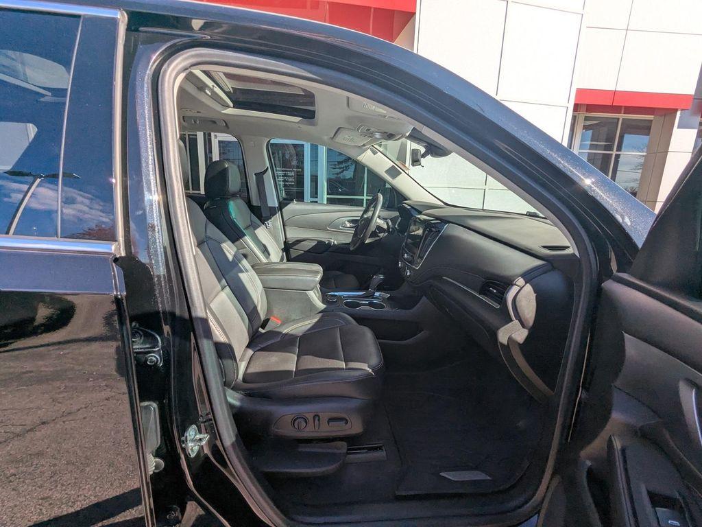 used 2019 Chevrolet Traverse car, priced at $19,422