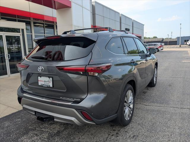 new 2025 Toyota Highlander car, priced at $53,420