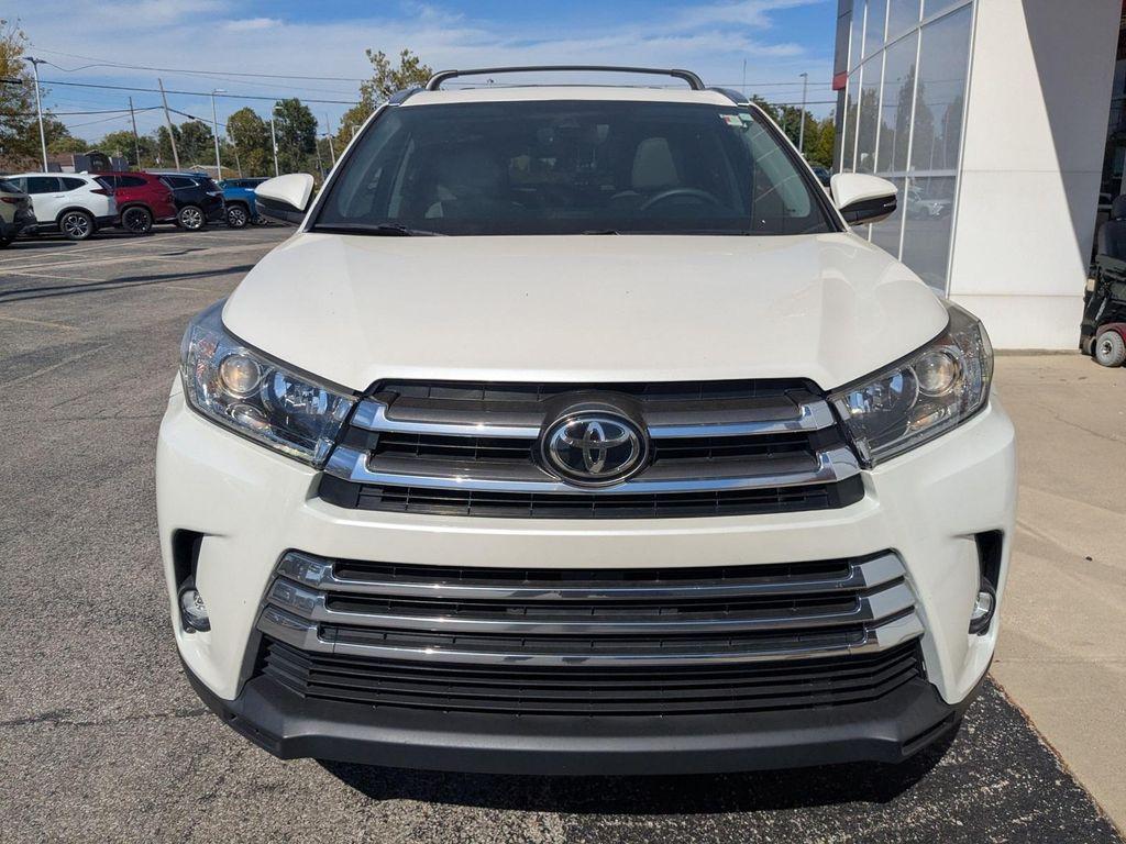 used 2019 Toyota Highlander car, priced at $29,999