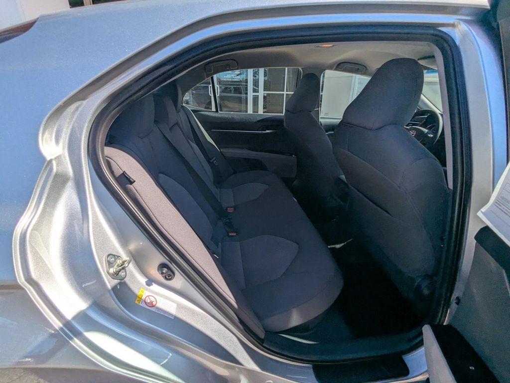 used 2018 Toyota Camry Hybrid car, priced at $15,999