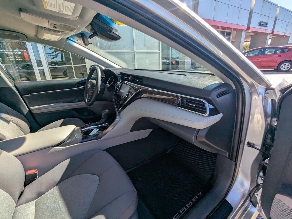 used 2018 Toyota Camry Hybrid car, priced at $15,999