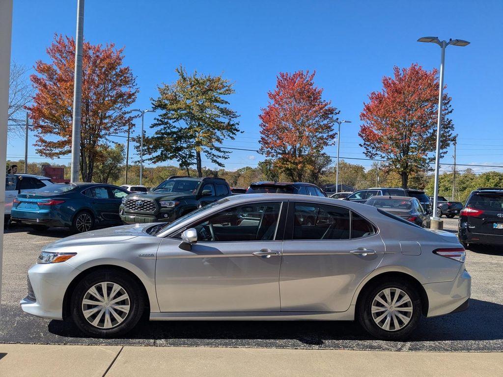 used 2018 Toyota Camry Hybrid car, priced at $15,999