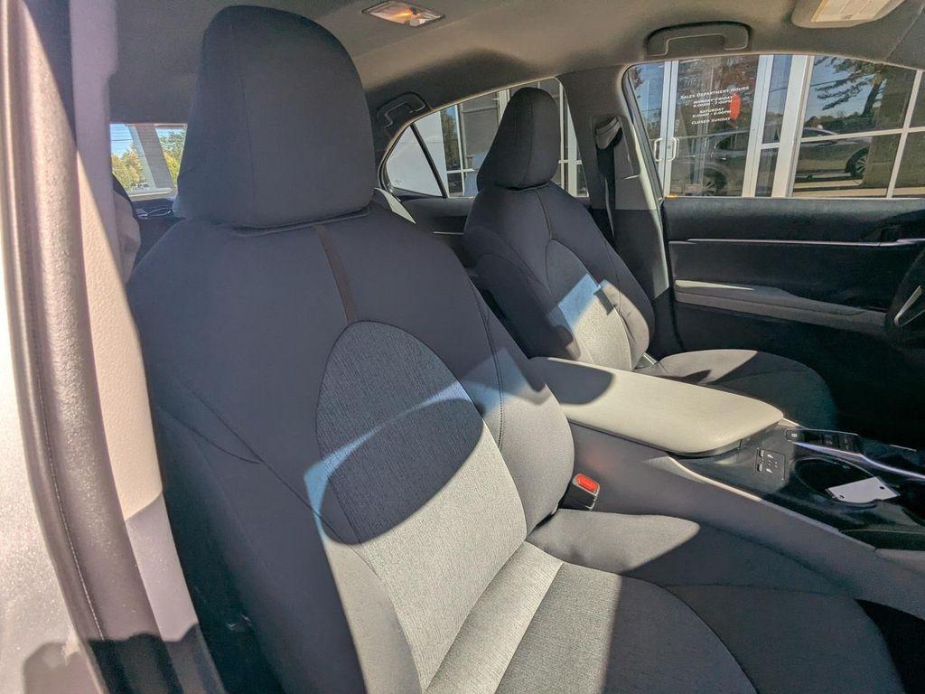 used 2018 Toyota Camry Hybrid car, priced at $15,999