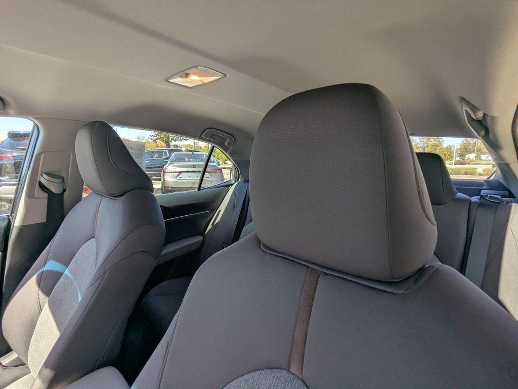 used 2018 Toyota Camry Hybrid car, priced at $15,999