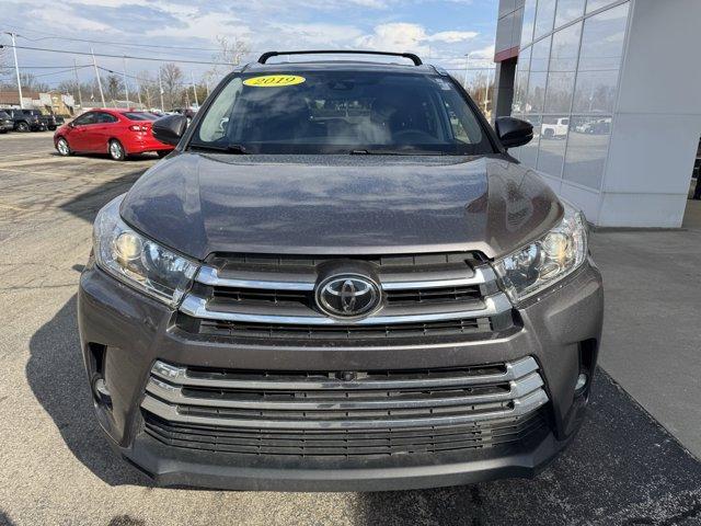 used 2019 Toyota Highlander car, priced at $22,577