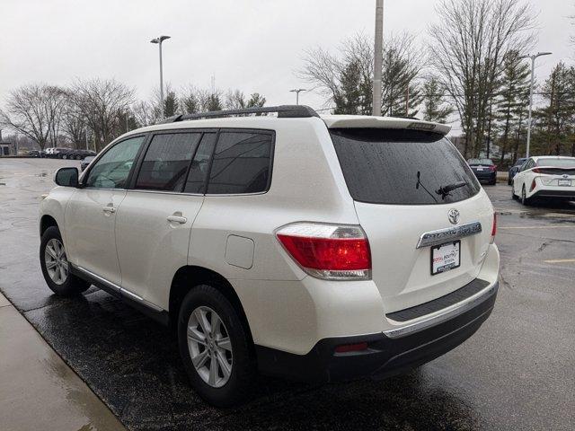 used 2013 Toyota Highlander car, priced at $13,999