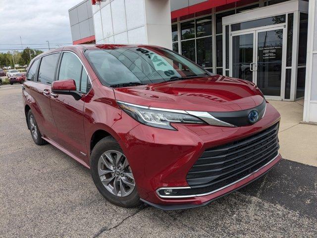 used 2021 Toyota Sienna car, priced at $39,999