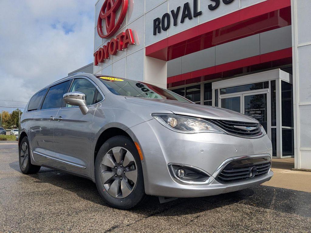 used 2018 Chrysler Pacifica Hybrid car, priced at $18,999