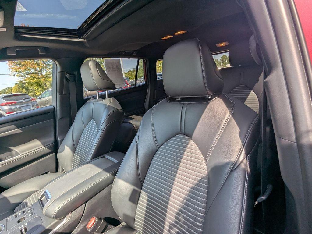 used 2023 Toyota Highlander car, priced at $40,999