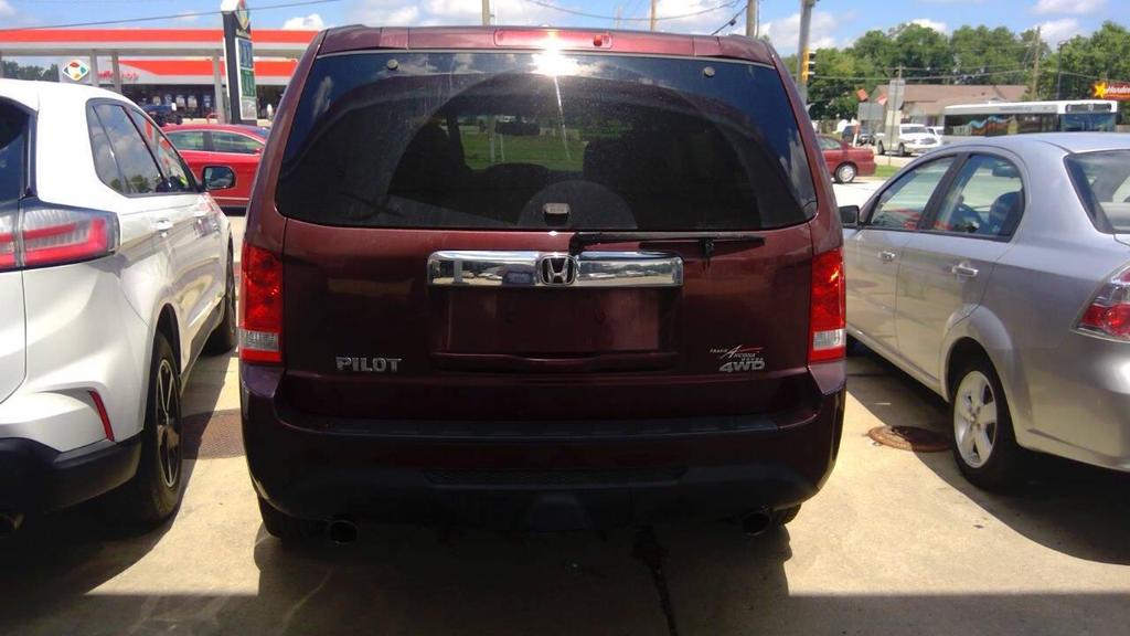 used 2013 Honda Pilot car, priced at $12,495