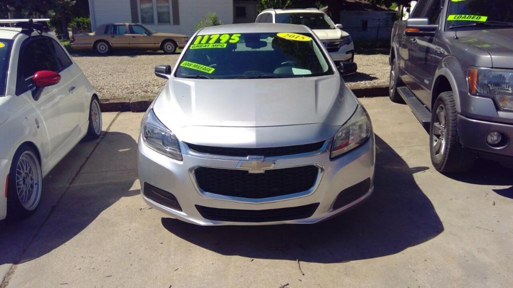 used 2015 Chevrolet Malibu car, priced at $11,795