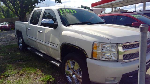 used 2009 Chevrolet Silverado 1500 car, priced at $12,995