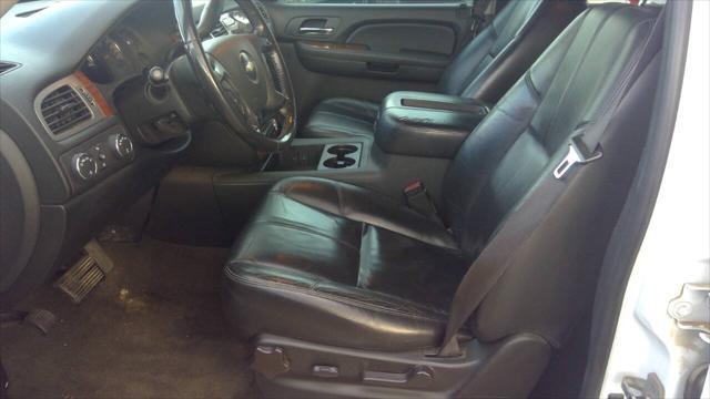 used 2008 Chevrolet Suburban car, priced at $7,995