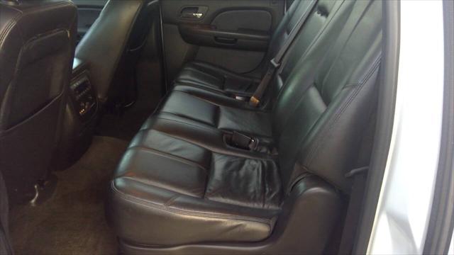 used 2008 Chevrolet Suburban car, priced at $7,995