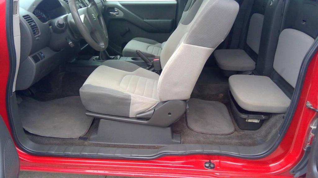 used 2010 Suzuki Equator car, priced at $9,495