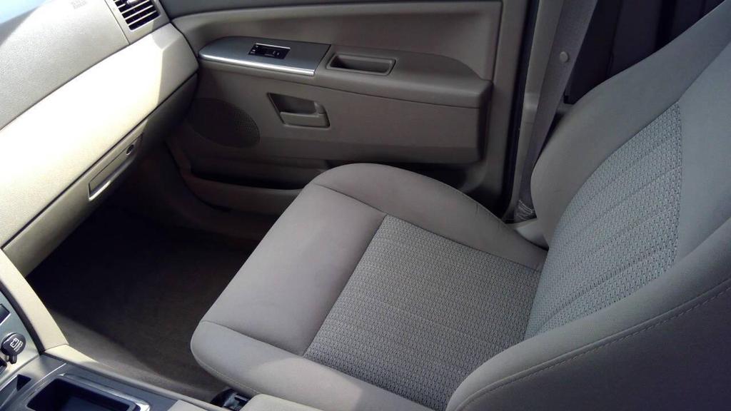 used 2007 Jeep Grand Cherokee car, priced at $5,495