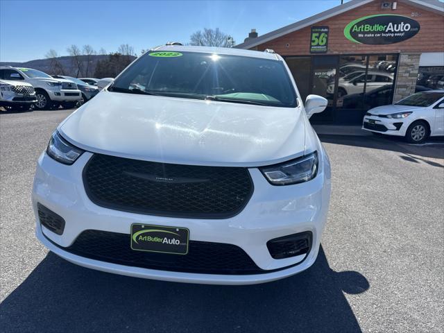 used 2022 Chrysler Pacifica car, priced at $27,956