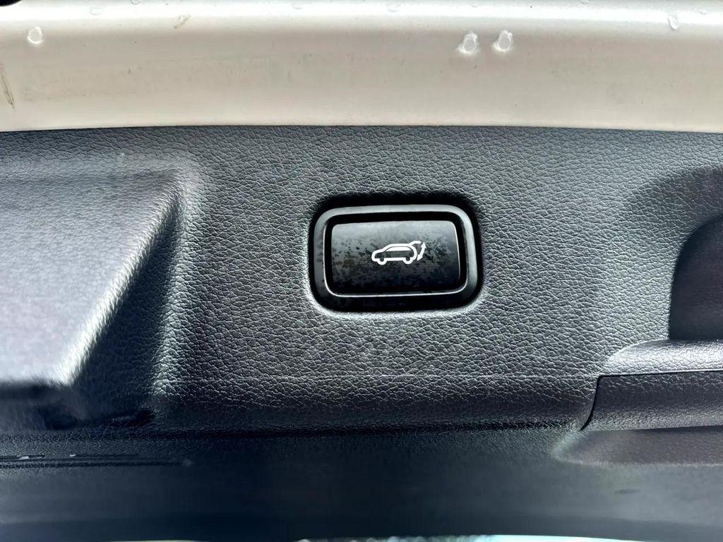 used 2024 Hyundai Palisade car, priced at $35,957