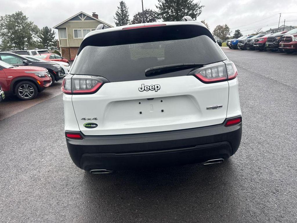 used 2022 Jeep Cherokee car, priced at $24,957