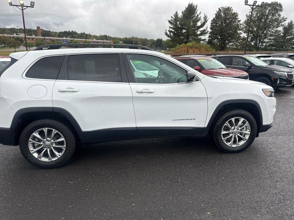 used 2022 Jeep Cherokee car, priced at $24,957