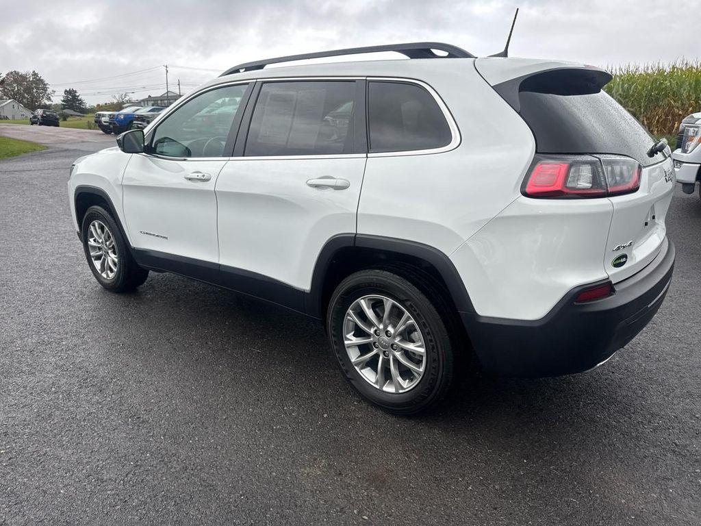 used 2022 Jeep Cherokee car, priced at $24,957