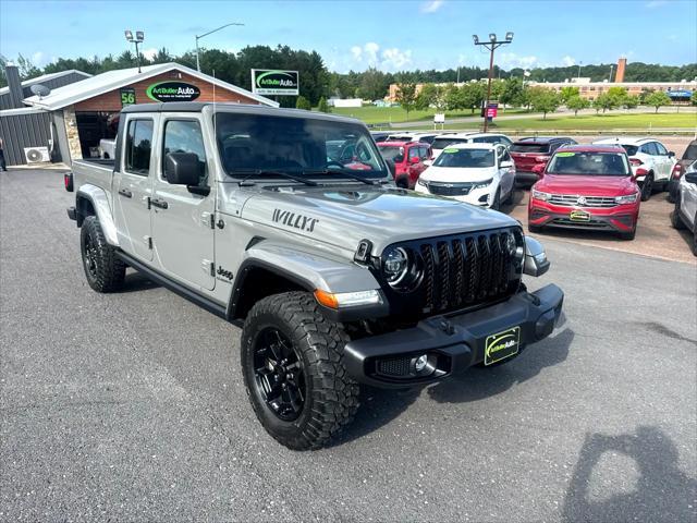 used 2022 Jeep Gladiator car, priced at $35,957
