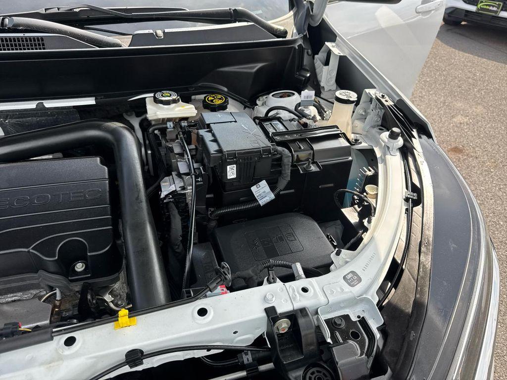 used 2023 Chevrolet Equinox car, priced at $20,557