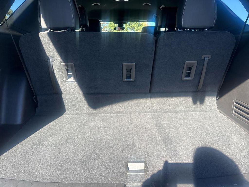 used 2023 Chevrolet Traverse car, priced at $35,957