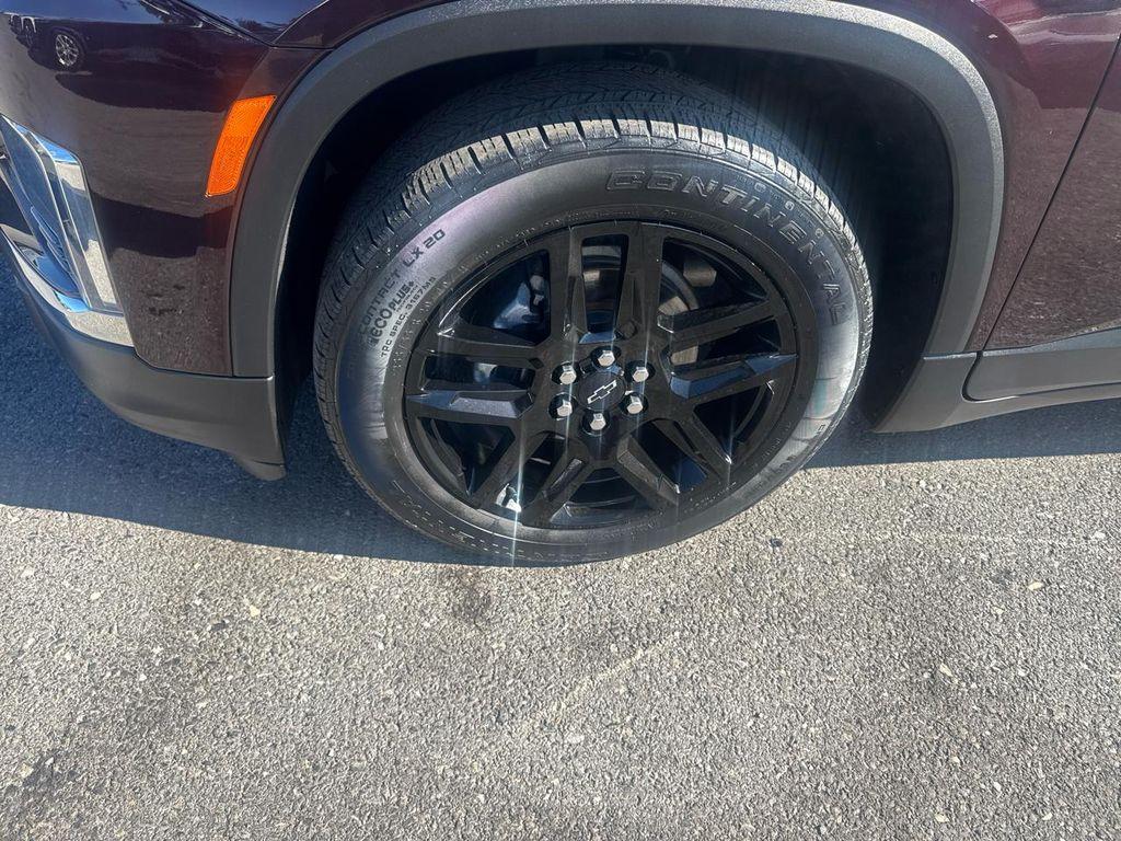 used 2023 Chevrolet Traverse car, priced at $35,957