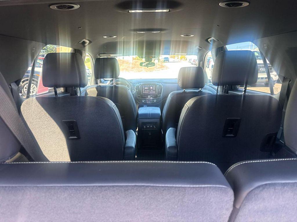 used 2023 Chevrolet Traverse car, priced at $35,957