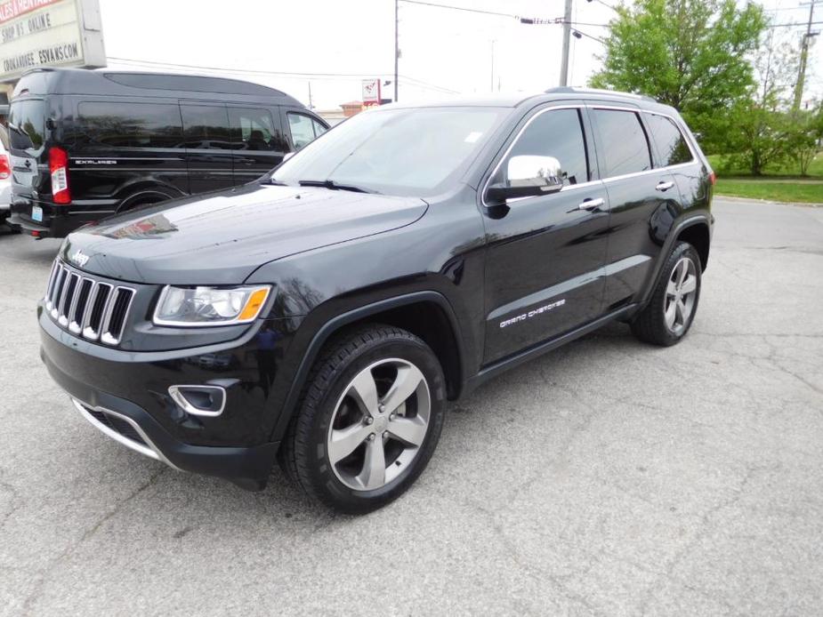 used 2015 Jeep Grand Cherokee car, priced at $17,900