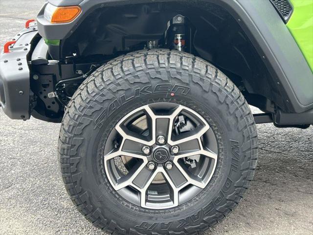 new 2025 Jeep Gladiator car, priced at $53,834