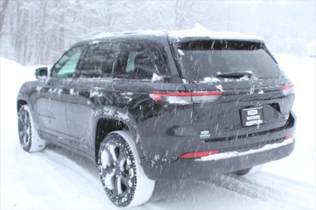 new 2025 Jeep Grand Cherokee car