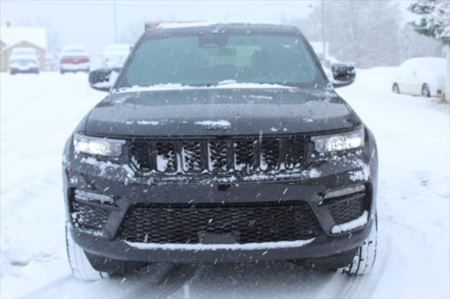 new 2025 Jeep Grand Cherokee car