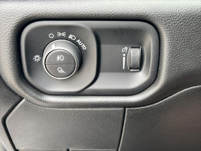 new 2025 Ram 2500 car, priced at $48,221