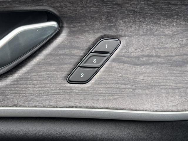 new 2025 Jeep Grand Cherokee car, priced at $45,074