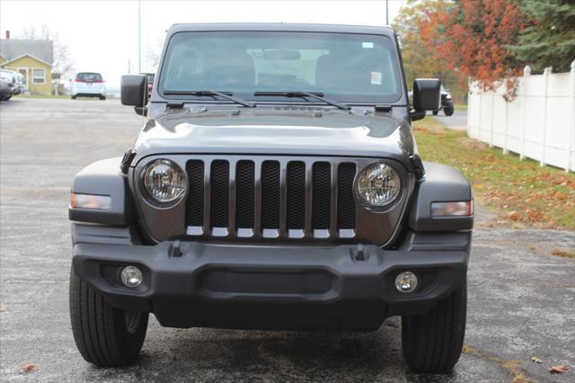 used 2022 Jeep Wrangler Unlimited car, priced at $32,690