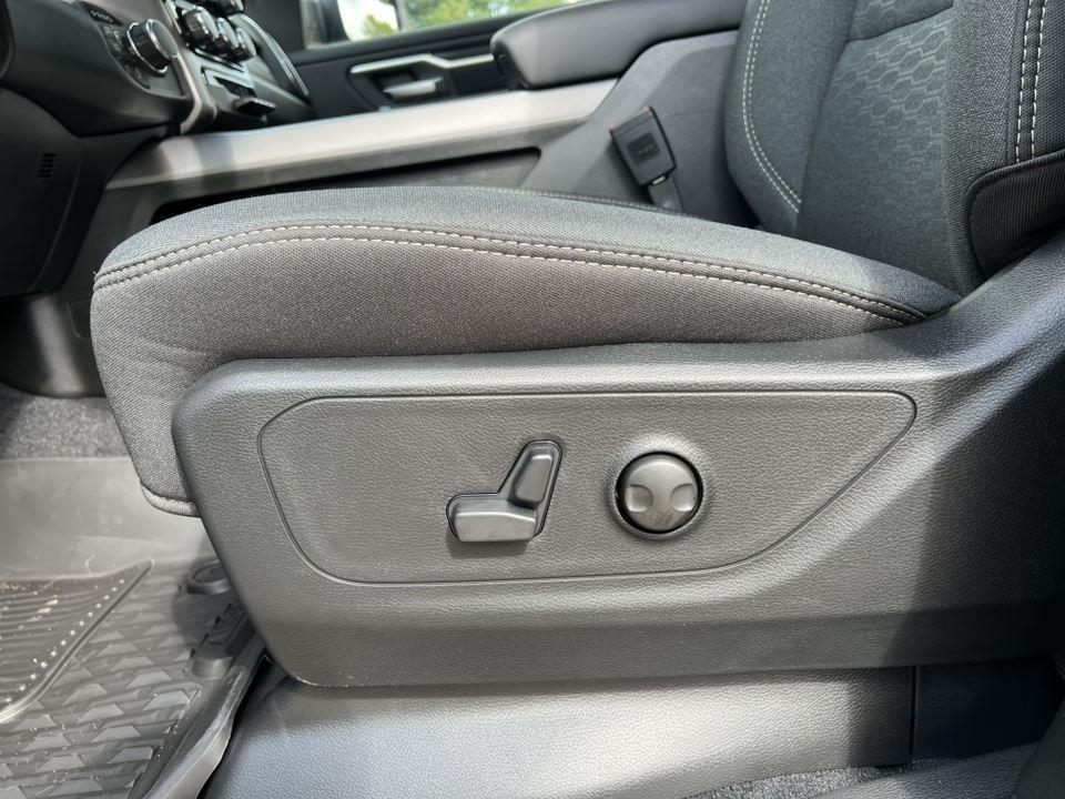 new 2025 Ram 1500 car, priced at $48,477