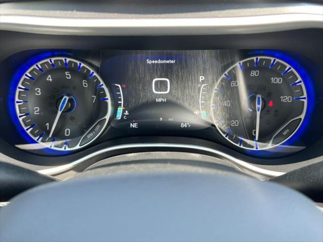 new 2025 Chrysler Pacifica car, priced at $45,686