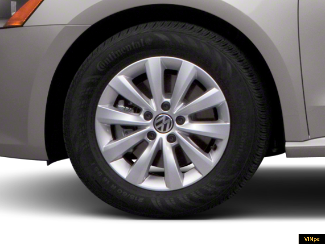used 2013 Volkswagen Passat car