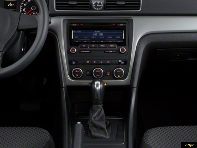 used 2013 Volkswagen Passat car
