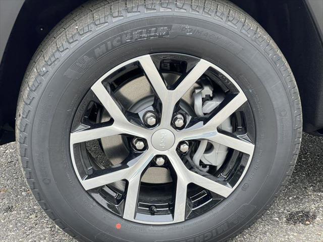 new 2025 Jeep Grand Cherokee car, priced at $49,348