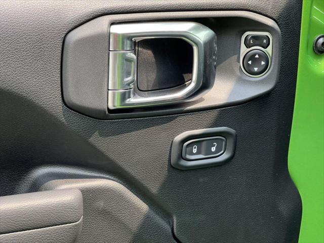 new 2025 Jeep Wrangler car, priced at $52,034